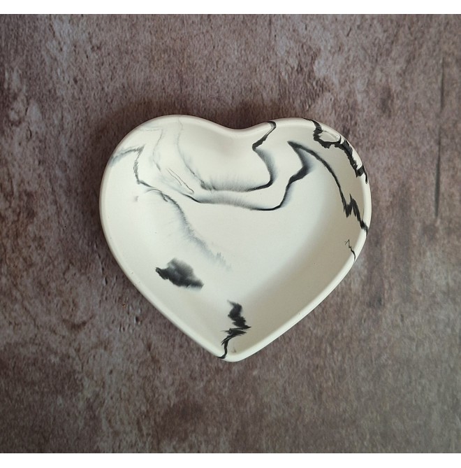 Cuenco Corazón Marmolado Blanco y Negro mod. II