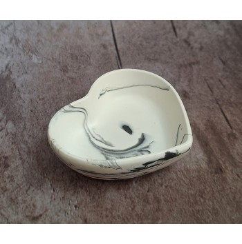 Cuenco Corazón Marmolado Blanco y Negro mod. III