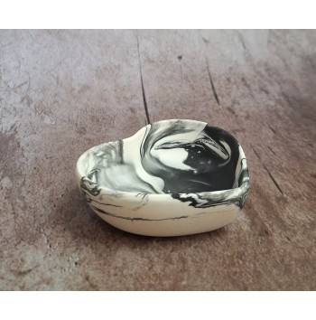 Cuenco Corazón Marmolado Blanco y Negro mod. VII