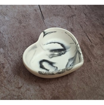 Cuenco Corazón Marmolado Blanco y Negro mod. XVII