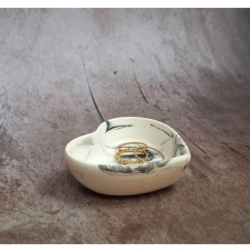 Cuenco Corazón Marmolado Blanco y Negro mod. XVII