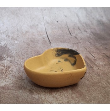 Cuenco Corazón Marmolado Ochre y Negro mod. III