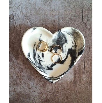 Corazón Grande Marmolado Blanco y Negro mod. I