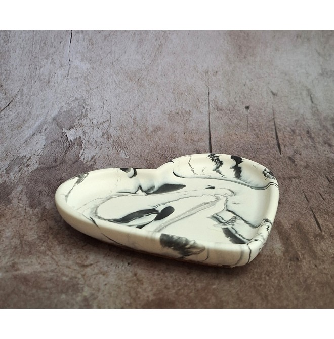 Bandeja Corazón Marmolado Blanco y Negro mod. II