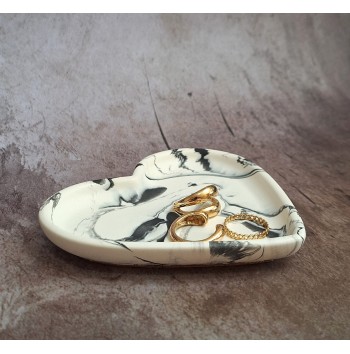 Bandeja Corazón Marmolado Blanco y Negro mod. II