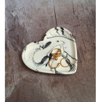 Bandeja Corazón Marmolado Blanco y Negro mod. II
