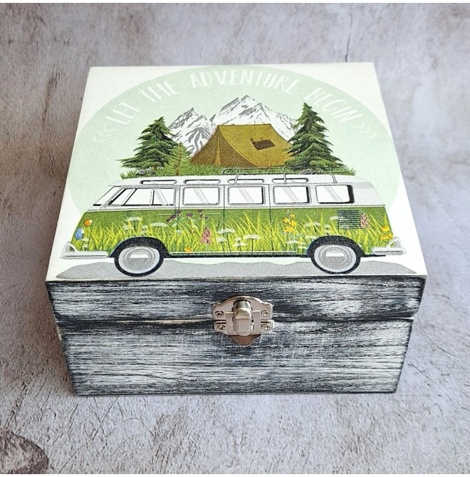 Caja Let the Adventure Begin