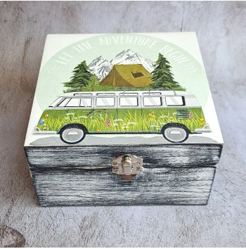 Caja Let the Adventure Begin