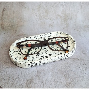 Bandeja Ovalada Terrazo blanco en negro