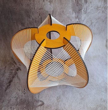 Lámpara Aquiana Romboidal Pino