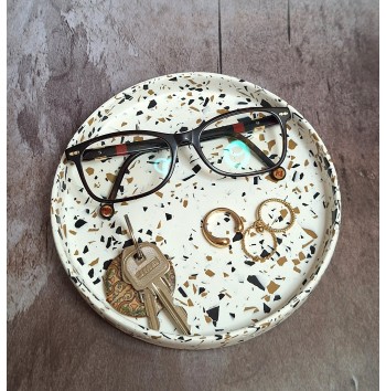 Bandeja redonda Terrazzo negro/ochre en blanco