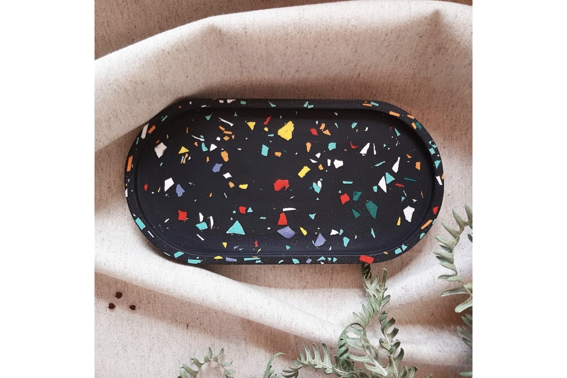 Explorando la Belleza de la Resina Acrílica: Inspiración para tu Hogar con Fenestrela